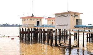 Phủ nước máy cho vùng nông thôn