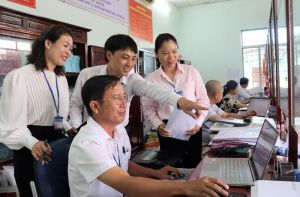 Điều chỉnh địa giới hành chính, có cần điều chỉnh giấy tờ?