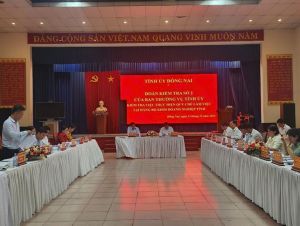 Kiểm tra thực hiện Quy chế làm việc của các cấp ủy trực thuộc tỉnh tại Đảng ủy Khối doanh nghiệp tỉnh.