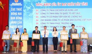 Tuyên dương 94 người nộp thuế thực hiện tốt chính sách, pháp luật về thuế