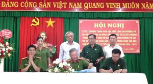 Ký kết chương trình phối hợp bảo đảm an ninh trật tự tại địa phương
