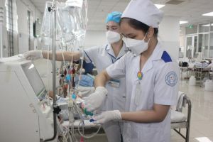 Ngành Y tế tuyển dụng được hơn 100 bác sĩ trong năm 2024