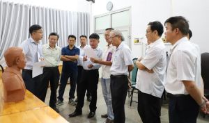 Thực hiện tượng chân dung: Tri ân cống hiến của các đồng chí lãnh đạo Khu ủy miền Đông