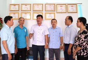 Góp phần đưa luật vào thực tiễn