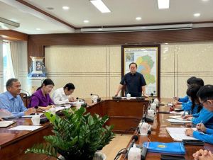 Phó Bí thư Tỉnh ủy Quản Minh Cường làm việc với Đảng đoàn Liên đoàn Lao động tỉnh