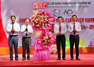Trưởng Ban Tuyên giáo Tỉnh ủy Phạm Xuân Hà dự lễ khai giảng năm học mới tại Phân hiệu Trường Đại học Lâm nghiệp