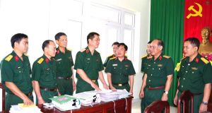 Thực hiện hiệu quả công tác Đảng, công tác chính trị tạo ổn định hoàn thành tốt nhiệm vụ