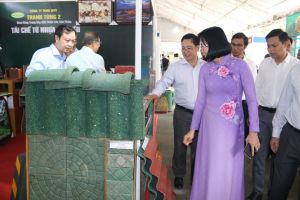 Hướng tới hạn chế sử dụng rác thải nhựa một lần