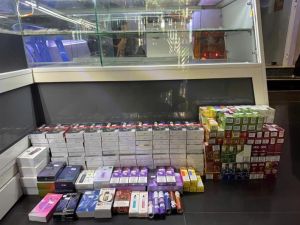 Nhiều cơ sở kinh doanh thuốc lá điện tử không rõ nguồn gốc tại Biên Hòa