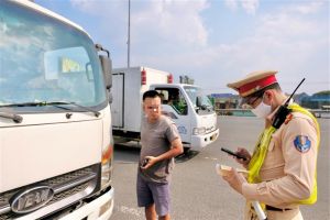 Setting Up Multiple Mobile Applications to Support Traffic Management