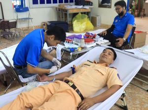 Tiếp nhận hơn 200 đơn vị máu tại Ngày hội hiến máu tình nguyện