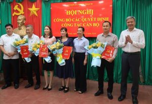 Huyện Nhơn Trạch công bố các Quyết định điều động, bổ nhiệm cán bộ