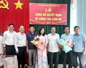 UBND huyện Thống Nhất trao các quyết định về công tác cán bộ