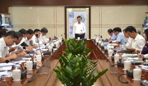 Tiểu ban Văn kiện đóng góp ý kiến vào dự thảo báo cáo chính trị Đại hội Đảng bộ tỉnh lần thứ XII