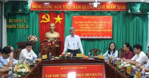 Thường trực Huyện uỷ Nhơn Trạch làm việc với các đơn vị tài chính, ngân hàng
