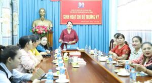 Tọa đàm Chia sẻ kinh nghiệm kết nối, hỗ trợ phụ nữ khởi nghiệp