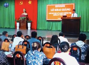 Thành phố Long Khánh khai giảng lớp sơ cấp lý luận chính trị khóa IV năm 2024
