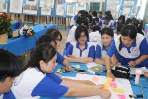 Biên soạn, phản biện, xây dựng đề tham khảo phục vụ ôn thi tốt nghiệp