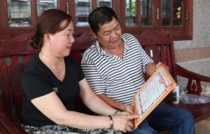 Gương phụ nữ vì cộng đồng