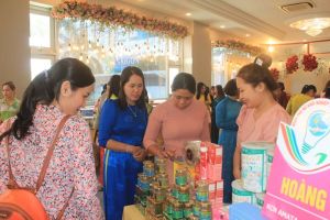 Hỗ trợ phụ nữ khởi nghiệp gắn với tài nguyên bản địa