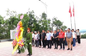 Bí thư Tỉnh ủy Nguyễn Hồng Lĩnh khảo sát các danh thắng tại huyện Định Quán