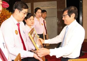 Tập trung nguồn lực, đa dạng hóa các kênh huy động vốn để thực hiện các chương trình tín dụng chính sách xã hội