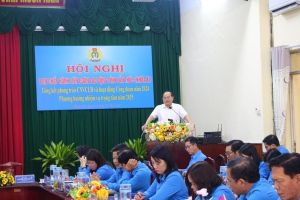 Tập trung phát triển đoàn viên, tham gia xây dựng Đảng trong sạch, vững mạnh