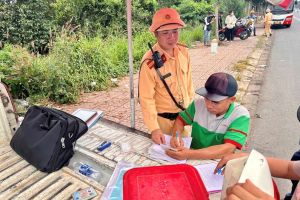 Ký cam kết chấp hành quy định giao thông đường bộ