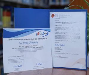 Trường đại học đầu tiên đạt chuẩn kiểm định AUN-QA phiên bản 3.0