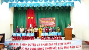 Tổ chức các hoạt động mừng Đảng, mừng Xuân Ất Tỵ vui tươi, đầm ấm