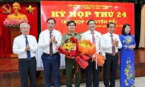 Ông Hồ Văn Hà được bầu giữ chức Phó Chủ tịch UBND tỉnh