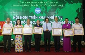 Liên hiệp các tổ chức hữu nghị tỉnh khen thưởng 24 cá nhân, tập thể có thành tích xuất sắc trong thực hiện công tác đối ngoại nhân dân