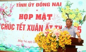 Tỉnh ủy họp mặt lãnh đạo, cán bộ, công chức các cơ quan khối Đảng, MTTQ và các đoàn thể chính trị- xã hội của tỉnh nhân kỷ niệm 95 năm thành lập Đảng