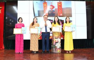 Cổng Thông tin điện tử Văn phòng UBND tỉnh đã xuất sắc đoạt giải nhất phong trào thi đua trang trí Tết