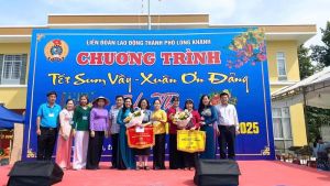 Thành phố Long Khánh trao giải hội thi Gói và nấu bánh tét