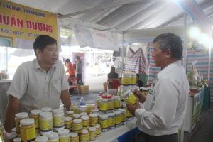 Various Activities at the Year-End Shopping Fair in Dong Nai