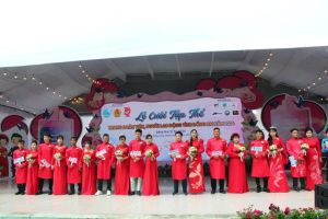 Công đoàn giúp công nhân có một đám cưới trọn vẹn