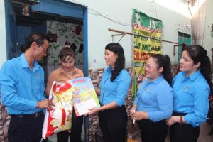 Để tất cả đoàn viên, người lao động đều có Tết