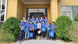 Công nhân tăng tốc làm việc trước khi nghỉ Tết