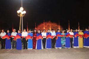 Nhiều hoạt động chào Xuân Ất Tỵ tại công viên Biên Hùng