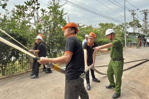 Kiểm tra phòng cháy tại 5 doanh nghiệp trong khu công nghiệp Lộc An - Bình Sơn