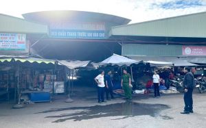 Kiểm tra, hướng dẫn về phòng cháy, chữa cháy tại các chợ truyền thống trước Tết