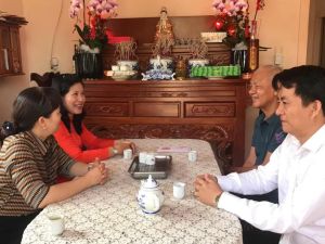 Chúc Tết các gia đình chính sách