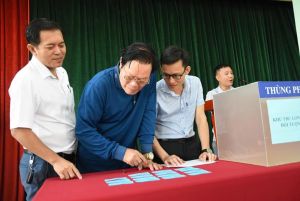 Người dân phường Tam Phước, Phước Tân bốc thăm tái định cư Dự án Đường bộ cao tốc Biên Hòa - Vũng Tàu