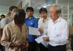 Đưa niềm vui xuân đến với người khuyết tật, người bệnh nan y