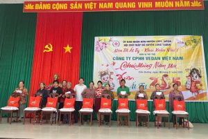 Hơn 1 ngàn phần quà Tết được trao tặng người khó khăn, hộ nghèo tại huyện Long Thành