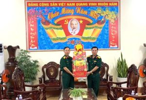 Thăm, kiểm tra sẵn sàng chiến đấu và chúc Tết Nguyên đán Ất Tỵ 2025