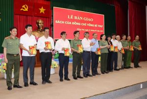 Công an Đồng Nai giới thiệu cuốn sách của Tổng Bí thư Tô Lâm