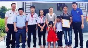 Tặng “Ngôi nhà Khăn quàng đỏ” cho học sinh huyện Định Quán