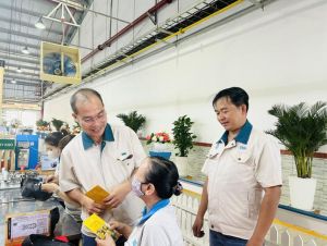 Công nhân hi vọng năm 2025 công việc, thu nhập ổn định